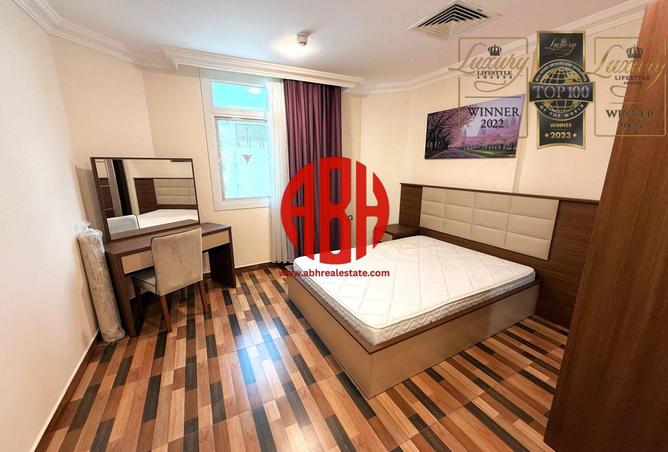 919689 - Property Image 3