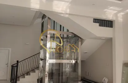 فيلا - 8 غرف نوم - 8 حمامات للبيع في فلل عين خالد - عين خالد - الدوحة