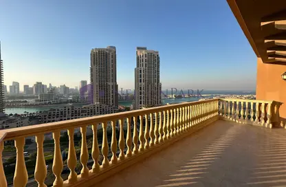 Apartment - 3 Bedrooms - 4 Bathrooms for rent in East Porto Drive - Porto Arabia - The Pearl Island - Doha