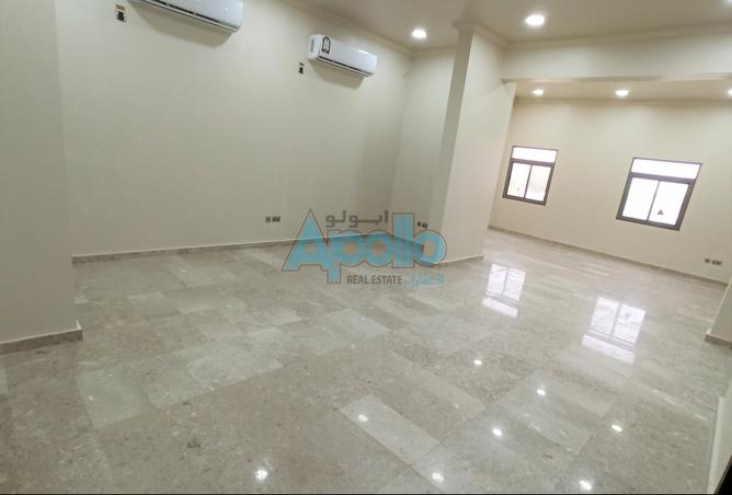 427583 - Property Image 2