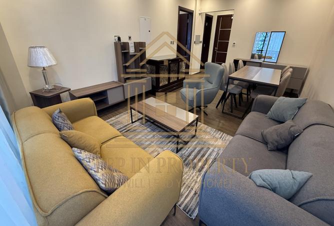 928791 - Property Image 2