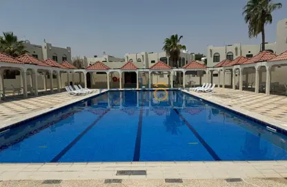 Compound - 5 Bedrooms - 5 Bathrooms for rent in OqbaBin Nafie Steet - Old Airport Road - Doha