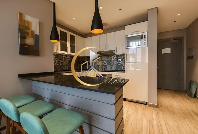 911813 - Property Image 2