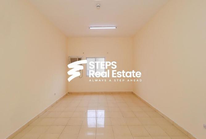 988849 - Property Image 2