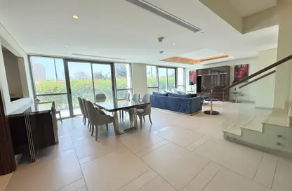 Duplex - 2 Bedrooms - 3 Bathrooms for rent in Abraj Bay - Abraj Quartiers - The Pearl Island - Doha