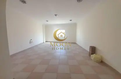 Apartment - 3 Bedrooms - 3 Bathrooms for rent in Fereej Bin Mahmoud North - Fereej Bin Mahmoud - Doha
