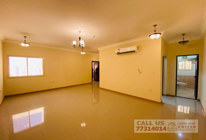 شقة - 2 غرف نوم - 3 حمامات للايجار في سومرست أل منصور - المنصورة - الدوحة