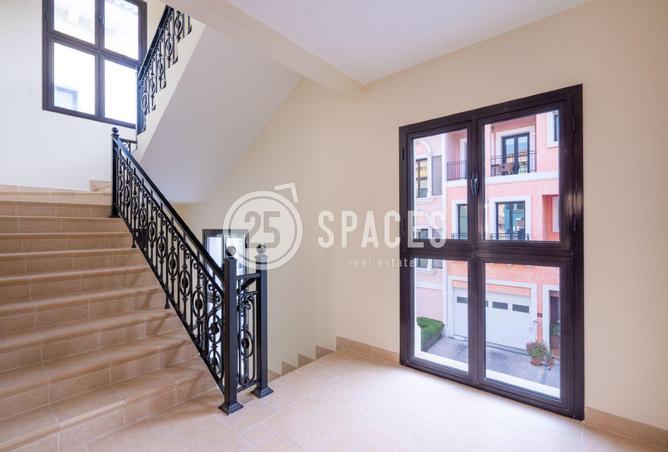 962441 - Property Image 3