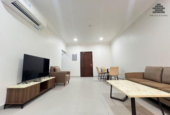 977913 - Property Main Image