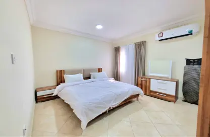 Apartment - 2 Bedrooms - 2 Bathrooms for rent in Al Muntazah Street - Al Muntazah - Doha