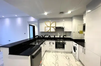 Apartment - 2 Bedrooms - 3 Bathrooms for rent in Naples - Fox Hills - Fox Hills - Lusail