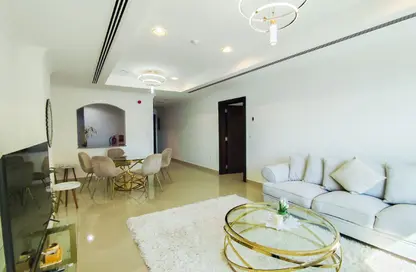 Apartment - 1 Bedroom - 2 Bathrooms for rent in West Porto Drive - Porto Arabia - The Pearl Island - Doha