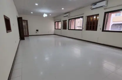 شقة - 3 غرف نوم - 3 حمامات للايجار في المنصورة - المنصورة - الدوحة