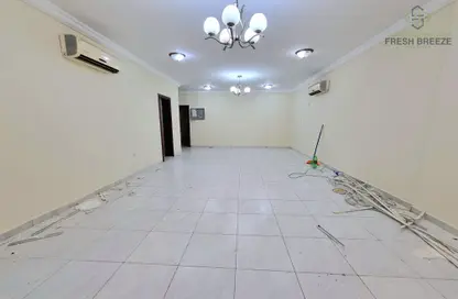 Apartment - 3 Bedrooms - 3 Bathrooms for sale in Al Mansoura - Al Mansoura - Doha
