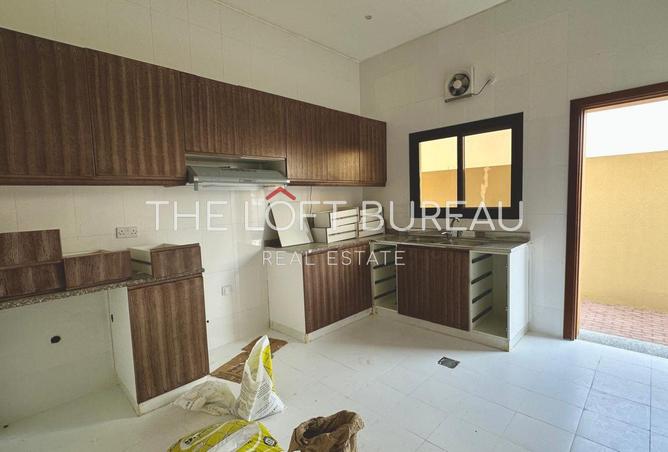 946112 - Property Image 3
