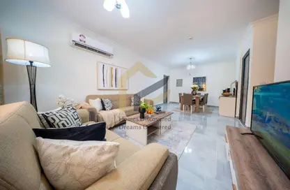Apartment - 2 Bedrooms - 2 Bathrooms for sale in Al Wukair - Al Wukair - Al Wakra