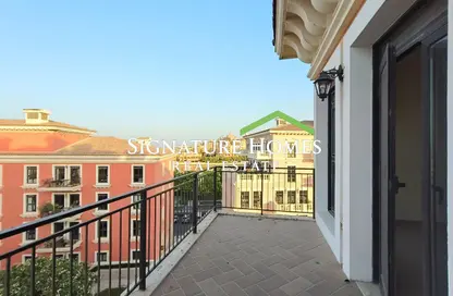 Apartment - 1 Bedroom - 2 Bathrooms for rent in Qanat Quartier - The Pearl Island - Doha