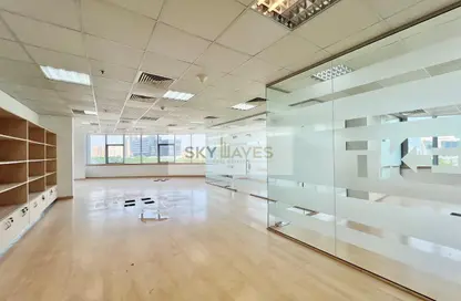 مساحات مكتبية - استوديو - 2 حمامات للايجار في شارع المطار القديم - طريق المطار القديم - الدوحة