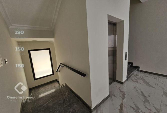 941581 - Property Image 2