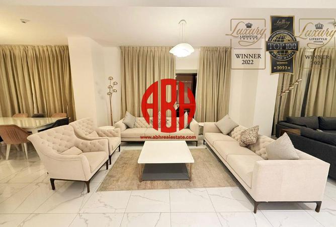 967636 - Property Image 2