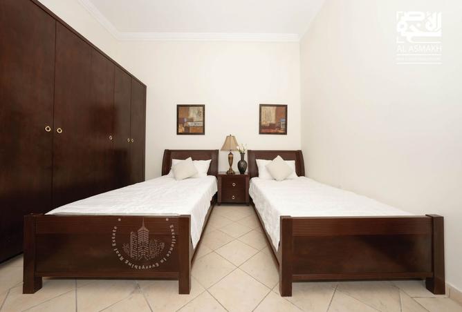 960733 - Property Image 3