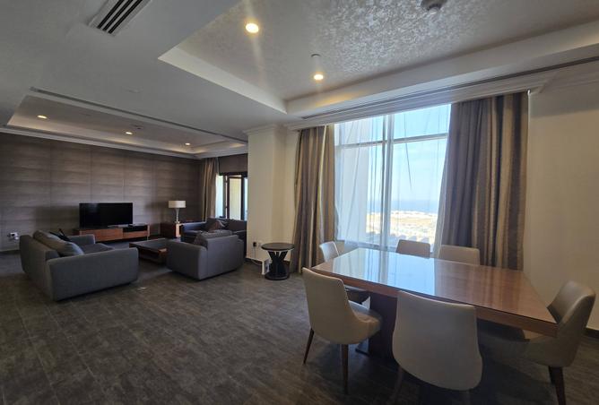 1002470 - Property Image 2