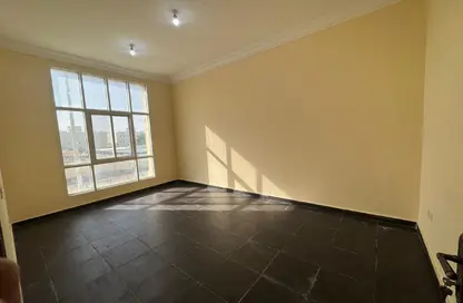 Apartment - 2 Bedrooms - 2 Bathrooms for rent in Fereej Kulaib - Doha