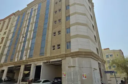 Apartment - 2 Bedrooms - 2 Bathrooms for rent in Umm Ghwailina Comm - Umm Ghuwalina - Umm Ghuwailina - Doha