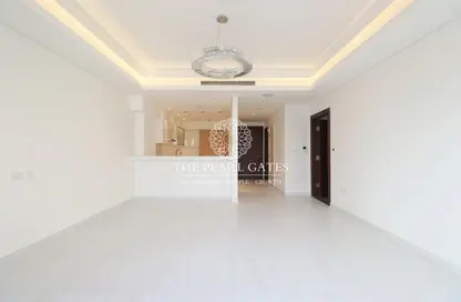 Apartment - 1 Bedroom - 2 Bathrooms for rent in Gewan Island - The Pearl Island - Doha