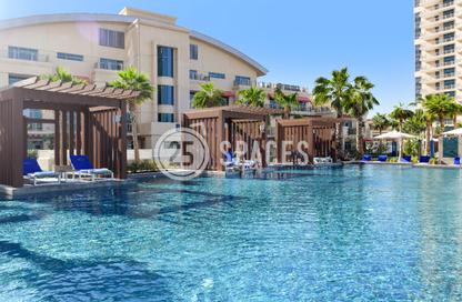 Apartment - 3 Bedrooms - 4 Bathrooms for rent in Abraj Bay - Abraj Quartiers - The Pearl Island - Doha