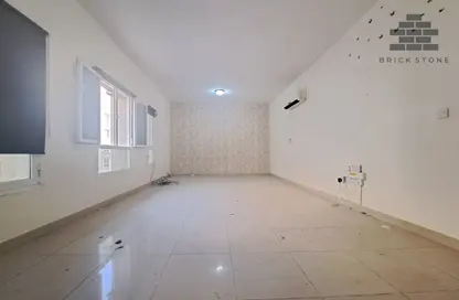 Apartment - 2 Bedrooms - 2 Bathrooms for rent in Al Sadd Road - Al Sadd - Doha