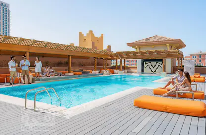 Apartment - 1 Bedroom - 2 Bathrooms for rent in Tower 12 - Porto Arabia - The Pearl Island - Doha