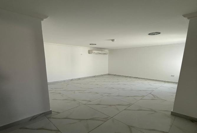 940801 - Property Image 3