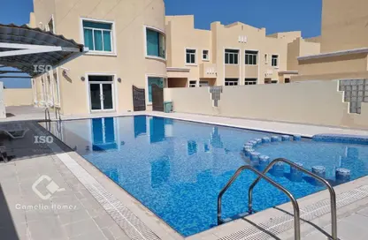 فيلا - 5 غرف نوم - 5 حمامات للايجار في الخيصة - الخيصة - أم صلال محمد