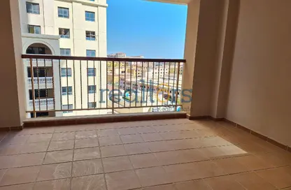 Apartment - 1 Bedroom - 2 Bathrooms for sale in West Porto Drive - Porto Arabia - The Pearl Island - Doha