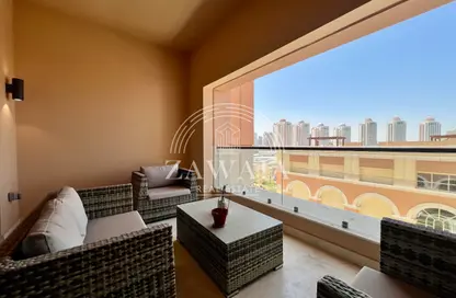 Apartment - 3 Bedrooms - 4 Bathrooms for rent in Viva Central - Viva Bahriyah - The Pearl Island - Doha