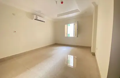 Apartment - 2 Bedrooms - 2 Bathrooms for rent in Anas Street - Fereej Bin Mahmoud North - Fereej Bin Mahmoud - Doha