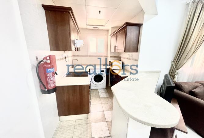 943024 - Property Image 2
