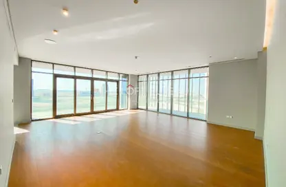 Apartment - 2 Bedrooms - 3 Bathrooms for sale in Seef Lusail Tower 1 - Seef Lusail - Lusail City - Lusail