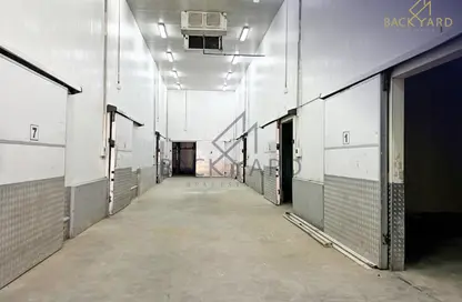 مخزن - استوديو - 8 حمامات للايجار في المنطقة الصناعية 5 - المنطقة الصناعية - المنطقة الصناعية - الدوحة