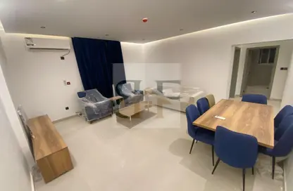 Apartment - 2 Bedrooms - 2 Bathrooms for rent in Umm Ghuwailina 4 - Umm Ghuwailina - Doha