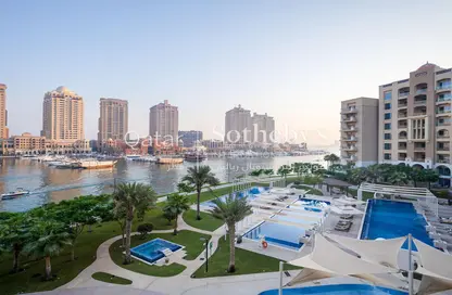 Outdoor Building image for: Apartment - 2 Bedrooms - 3 Bathrooms for sale in The Pearl Island - Doha, Image 1