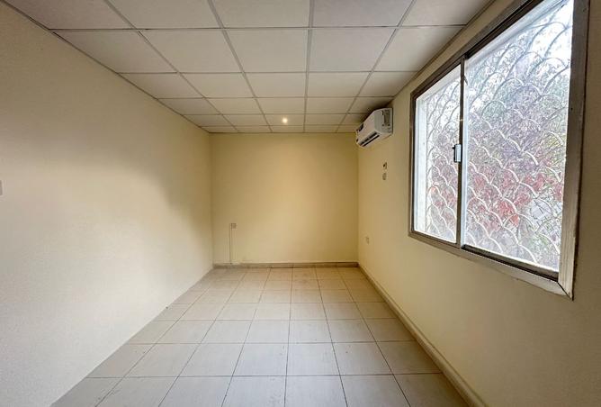 964126 - Property Image 3