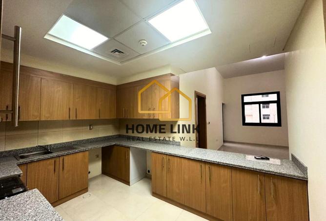 994590 - Property Image 2