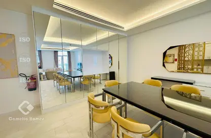 Apartment - 2 Bedrooms - 4 Bathrooms for rent in Floresta Gardens - Floresta Gardens - The Pearl Island - Doha Apartment - 2 Bedrooms - 4 Bathrooms for rent in Floresta Gardens - Floresta Gardens - The Pearl Island - Doha