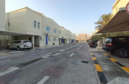 Villa - 4 Bedrooms - 4 Bathrooms for rent in New Salata - Salata - Doha