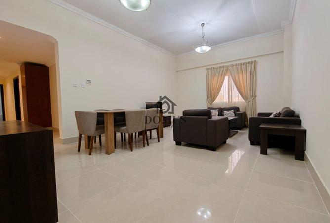 931256 - Property Image 2