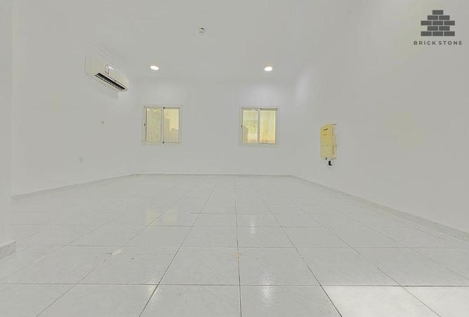 1005130 - Property Image 2