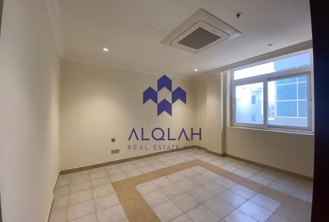 996990 - Property Image 3