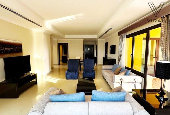 981392 - Property Image 3